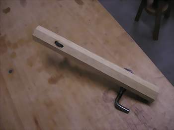 inbranden van ijzer in hout